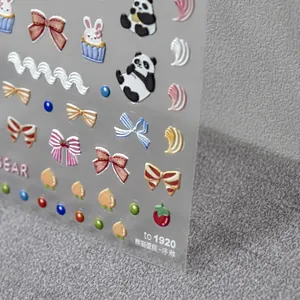 Stickers à ongles 3D en relief avec pandas mignons, cupcakes et motifs de nœuds