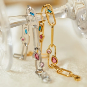Bracelets en acier inoxydable doré et argenté ornés de pierres zircons colorées