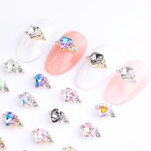 3D heart nail charms with crystal rhinestones and aurora finish for DIY manicure art