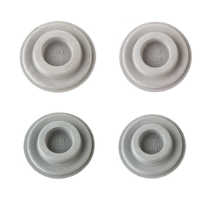 Set of 4 grey round jewelry design trays with size marks for DIY necklace bracelet crafting.