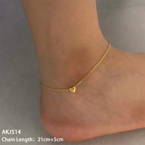 Golden heart charm anklet worn on ankle showing the AKJ514 model and 21cm+5cm chain length