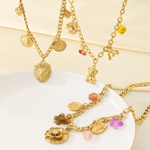 Stainless Steel Multi Charm Pendant Necklace Gold Plated Lion Head Coin Bear Flower Butterfly Fashion Jewelry For Women