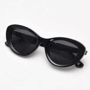 Close-up of black cat-eye sunglasses LY2368 showing frame specifications and CE mark