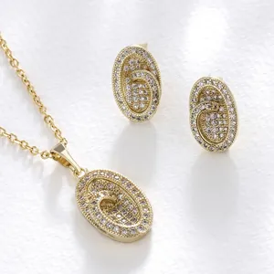 Elegant Zinc Alloy Jewelry Set Oval Micro-Paved Rhinestone Pendant And Stud Earrings Without Chain For Women Fashion Jewelry