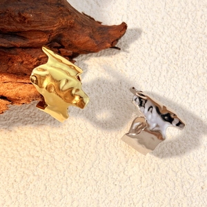 Minimalist irregular molten texture stainless steel rings in gold and silver finish