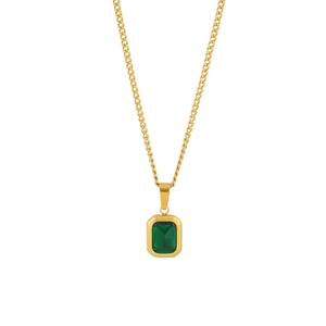 Collier minimaliste plaqué or 18 carats avec pendentif rectangulaire vert émeraude