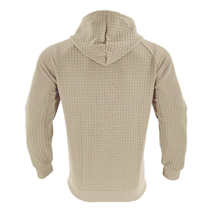 Detailansicht der Rückseite des khakifarbenen Herren-Hoodies mit Rautensteppung