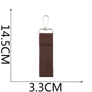 Brauner Schlüsselanhänger aus Canvas mit Metallkarabiner, Größe 14,5 cm x 3,3 cm
