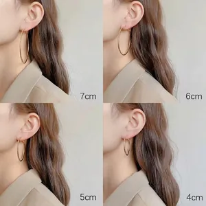 Chic gold hoop earrings for women in 4cm 5cm 6cm 7cm sizes with a minimalist look
