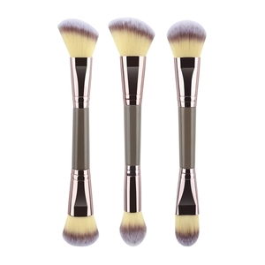 Set of 3 dual-ended makeup brushes with gradient fibers and rose gold ferrules