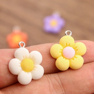 DIY colorful resin flower charms 21x24mm with metal rings for jewelry making and bags