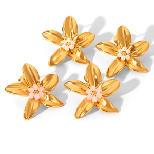 Luxury 18k gold plated flower stud earrings with elegant pearl accents for women