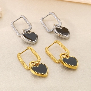 Boucles d'oreilles créoles rectangulaires dorées et argentées avec pendentifs cœur noir