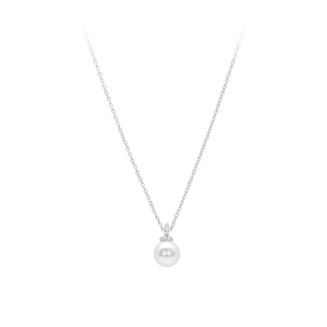 Detail view of a 925 sterling silver pearl necklace with a sparkling zircon crown setting
