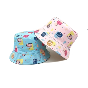 Chapeaux bob pour enfants en coton avec jolis motifs d'escargots et fleurs en bleu et rose