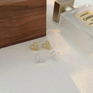 Elegant 925 sterling silver hollow heart stud earrings in gold and silver finishes