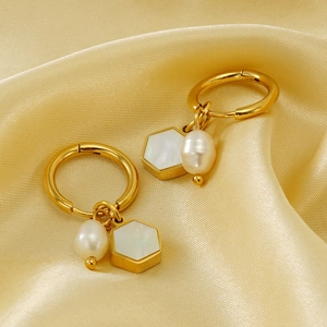 Elegant 18K gold-plated stainless steel earrings with hexagonal shell and white pearl charms