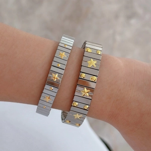 Stainless Steel Elastic Stretch Bracelet Italian Style Gold Star Rivet Decoration Two Tone Minimalist Jewelry For Women