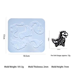 Détail macro du moule en silicone de squelette de dinosaure pour porte-clés en résine
