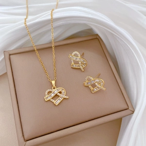 Titanium Steel Gold Heart Pendant Necklace And Stud Earrings With Silver Earring Post Zircon Paved Elegant Women Banquet