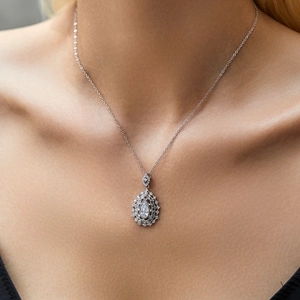 Luxurious S925 sterling silver water drop pendant necklace with sparkling zirconia diamonds