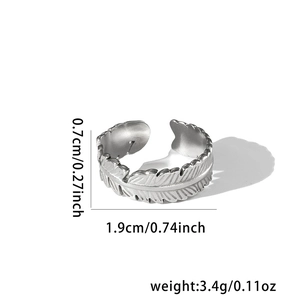 Detail showing dimensions and silver feather textured adjustable ring measurements