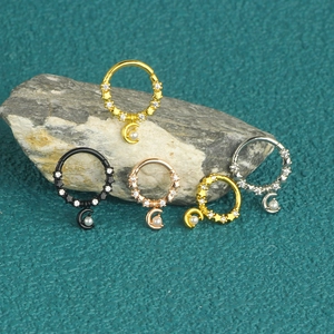 316L stainless steel nose rings with moon pearl pendants in four metallic finishes