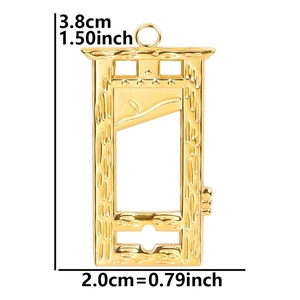 Detailed dimension view of gold guillotine pendant measuring 3.8cm height by 2.0cm width