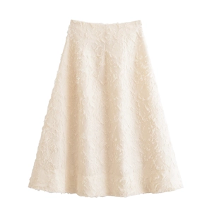 Elegante gonna a trapezio a vita alta bianco crema in tessuto jacquard a frange