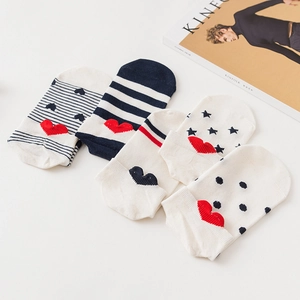 Kawaii girls heart patterned striped low cut cotton socks collection in five diverse styles