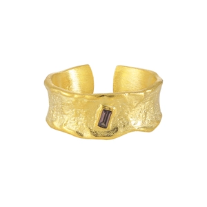 Strukturierter S925 Silberring in Gold mit braunem Zirkonia und verstellbarem Lavamuster