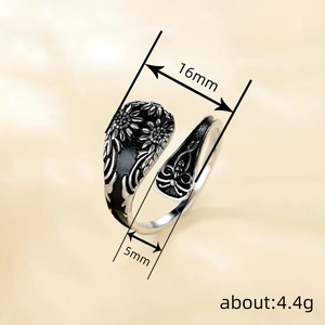 Bohemian silver daisy bee open ring with floral engravings and dimension callouts