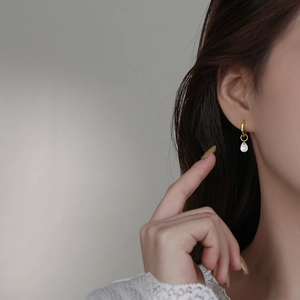 Elegant S925 sterling silver gold drop earrings with clear zircon stones for women