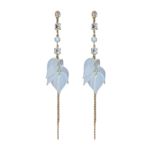 Boucles d'oreilles pétales en acrylique élégantes avec longue frange dorée et zirconiums