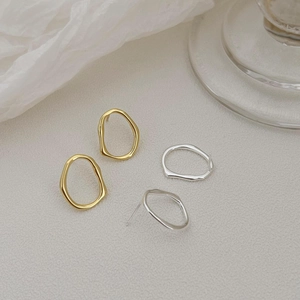 Minimalist irregular hollow geometric 925 silver earrings in gold and silver finish