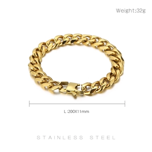 Détail du bracelet gourmette en acier inoxydable doré avec spécifications de taille