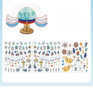 Details des Ruyi Phoenix Crown PET-Stickersets mit Haarnadeln und Hintergrundkarte