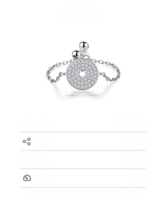 Détail d'une bague chaîne en argent sterling S925 avec plaque circulaire et étoile ajourée
