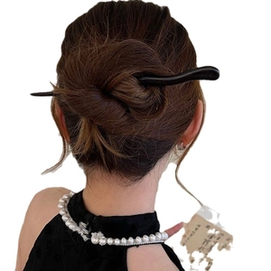 Pic à cheveux moderne en bois de santal, accessoire élégant de style chinois pour chignons