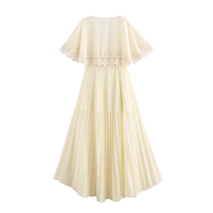 Elegante abito lungo plissettato con scollo a V in pizzo francese e mantella albicocca