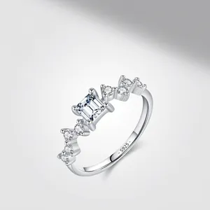 925 Sterling Silver Ring For Women Emerald Cut Rectangular Zircon Geometric Band Light Luxury Elegant Jewelry Gift