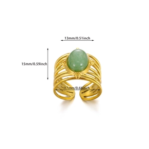 Detailed size view of retro 18K gold plated ring with green stone and layered band