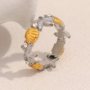 Marine 18K gold-plated starfish and shell ring with sparkling zircon inlay for women
