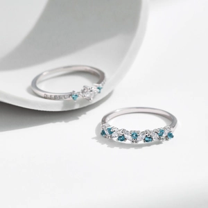 Elegant s925 silver rings with sparkling white and mint green cubic zirconia stones