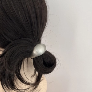 Minimalist matte silver irregular arc metal hair ring for chic ponytail styles