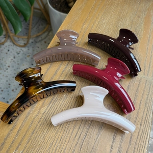 Extra Large French Style Hair Claw Resin Butterfly Buckle Shark Clip For Thick Hair Elegant Hair Styling Accessory Women