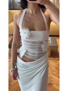 Robe Maxi Licou Avec Fleurs 3D Patchwork En Maille Plissée Coupe Ajustée Dos Nu Élégante Sexy Robe De Soirée Femme