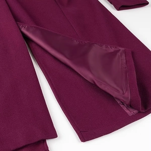 Manteau en laine violet foncé pour femme avec fente arrière élégante et doublure lisse