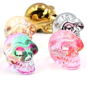 Carved Skull Figurine Crystal Glass Colorful Gradient Electroplated Gothic Desktop Sculpture Halloween Decor Ornament