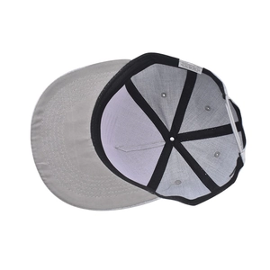 Detail view of the interior construction and adjustable strap of a grey hip-hop flat brim hat